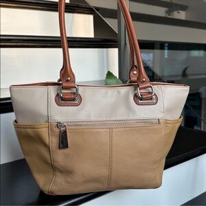 Tignanello genuine leather shoulder tote handbag purse, neutral, excellent